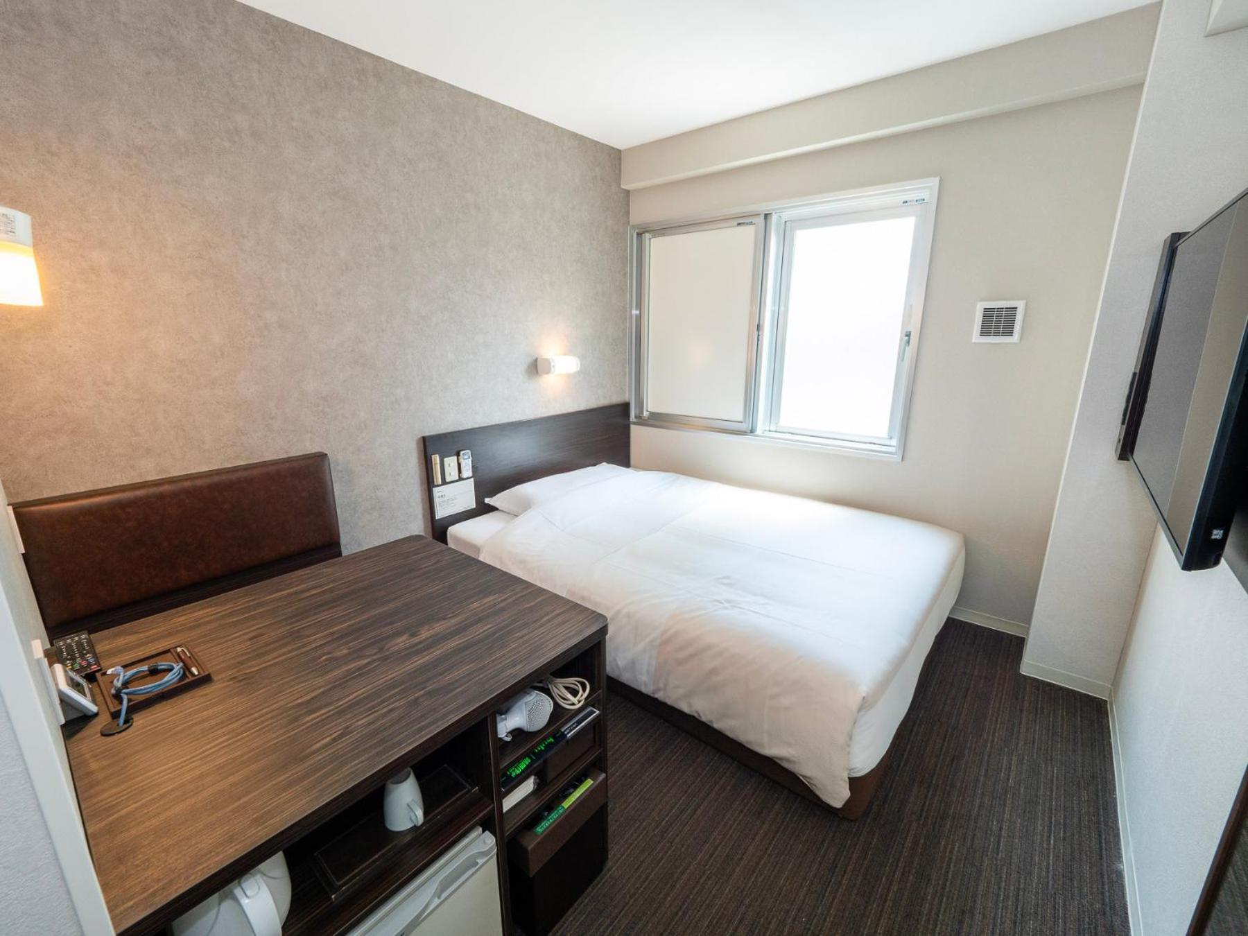 Super Hotel Jr Shin-Osaka Higashiguchi Exterior photo