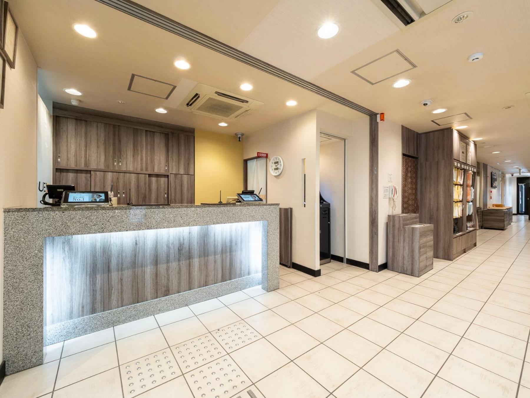 Super Hotel Jr Shin-Osaka Higashiguchi Exterior photo